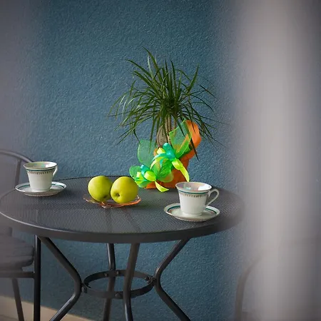 Jere Near Sea Apartman *