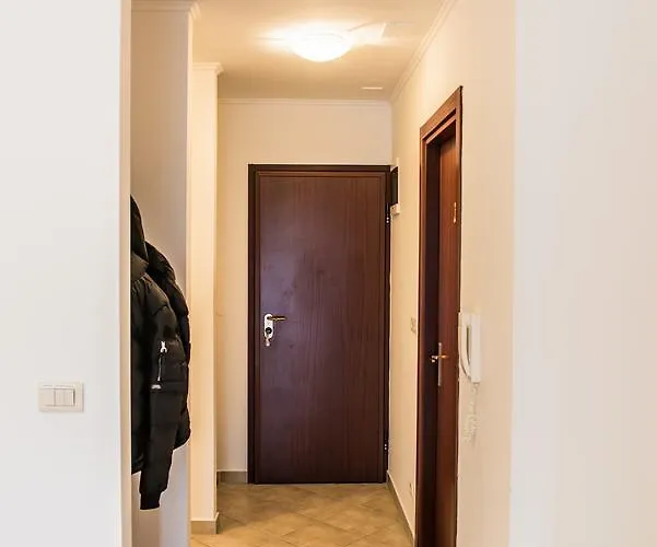 Jere Near Sea * Split