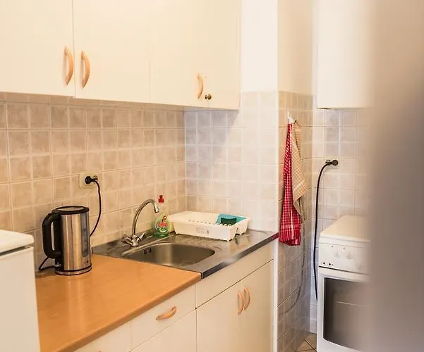 Apartment Jere Near Sea *