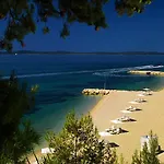 Apartment Jere Near Sea